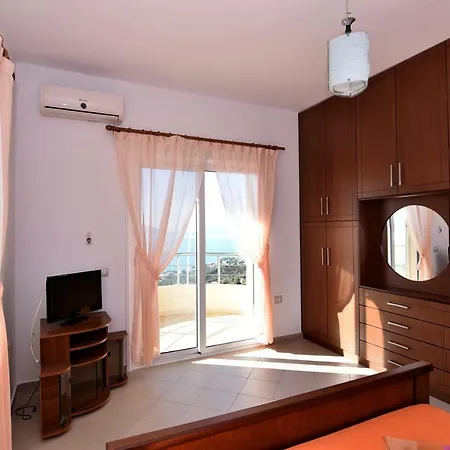 Holiday home Merkuri